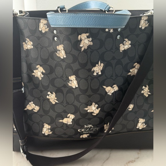 Coach Dempsey Tote Bag 40 In Signature Canvas With Happy Dog Print - Picture 3 of 16